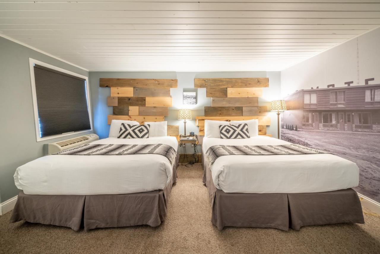 Hotel Rapids Гранд Рапидс Екстериор снимка