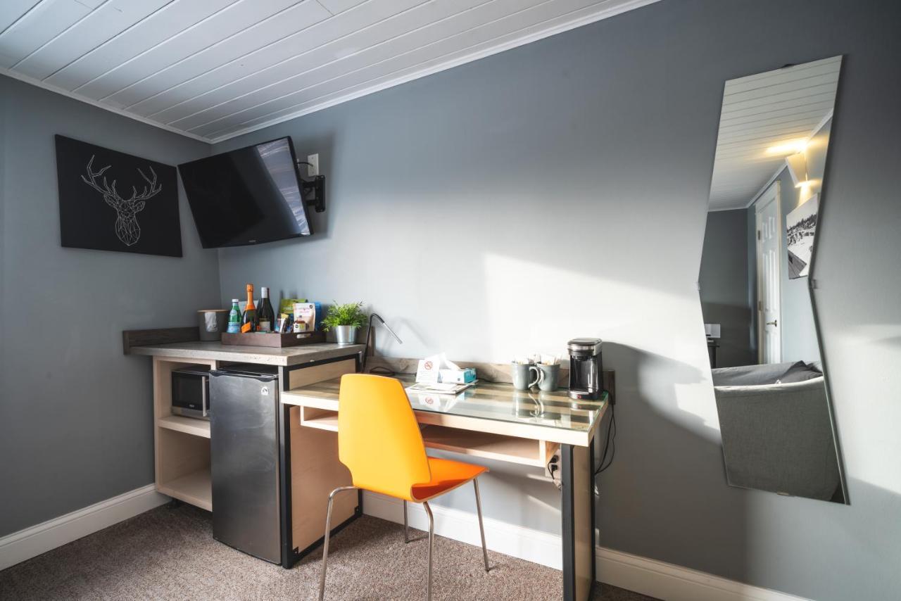 Hotel Rapids Гранд Рапидс Екстериор снимка